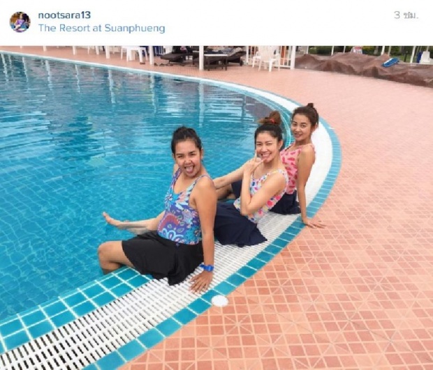 ช็อตนี้เด็ด!!นุศรา นักวอลเลย์ฯทีมชาติไทย ในชุดว่ายน้ำ!!