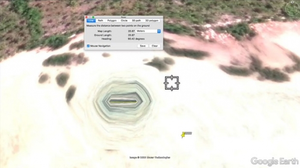 ค้นพบ ประตูปริศนา บนเกาะแห่งหนึ่ง ใน Google Earth (คลิป)
