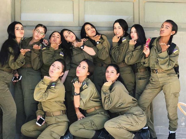 สวย เผ็ด ดุ!! ทหารหญิงที่สวยที่สุดในโลก!! จากอิสราเอล ประเทศที่ต้องเกณฑ์ทหารทุกคน