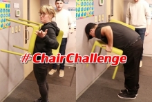 ไวรัลใหม่ #ChairChallenge หลายคนบอกผู้หญิงทำได้-ผู้ชายทำไม่ได้