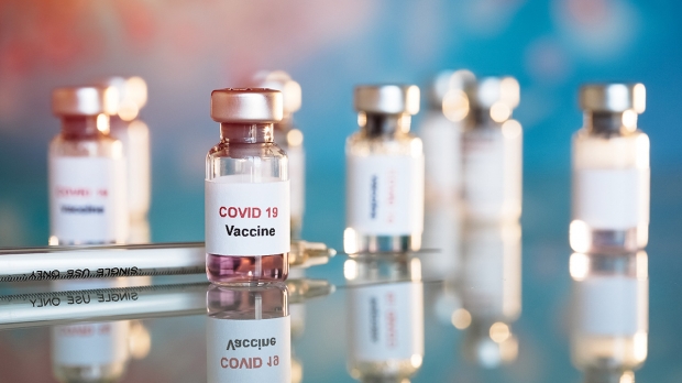 ตั้งข้อสงสัย นักการเมือง ยื้อแย่งวัคซีนโควิด เพราะแบบนี้รึเปล่า?