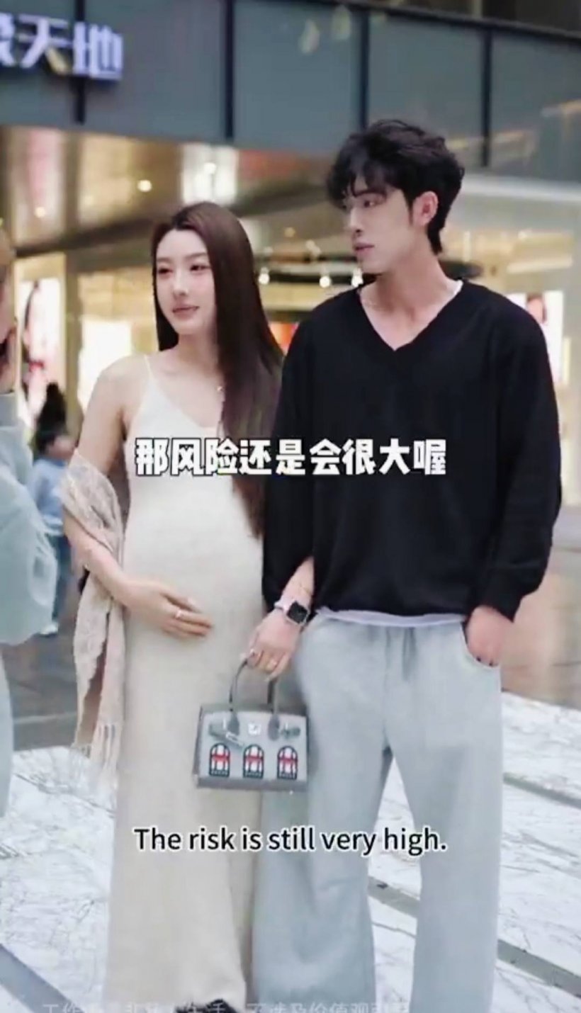 ความรักไม่มีอายุ สาวสวยรุ่นใหญ่ ตกหลุมรักเพื่อนรักลูกชาย จนได้เป็นสามี