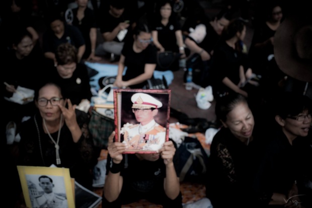 ภาพท้องสนามหลวงที่ถ่ายด้วยใจของคนไทย ความทรงจำที่เก็บไว้ให้รุ่นสู่รุ่น