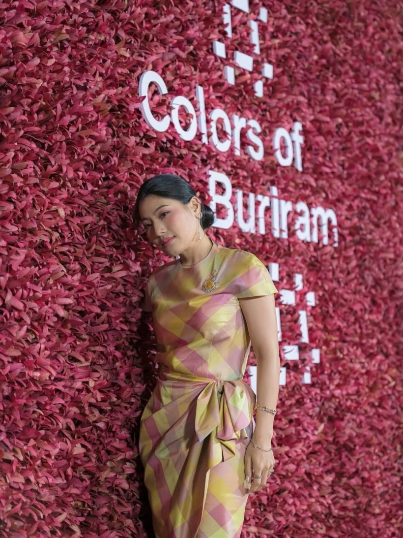 เป็ก เศรณี ร่วมถวายพระพรวันประสูติ เจ้าฟ้าสิริวัณณวรี