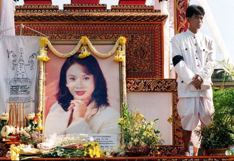 ชาวเน็ตขุดประวัติ 2อดีตหญิงสนิทสมเด็จฮุนเซน ผู้ทรงอิทธิพลกัมพูชา