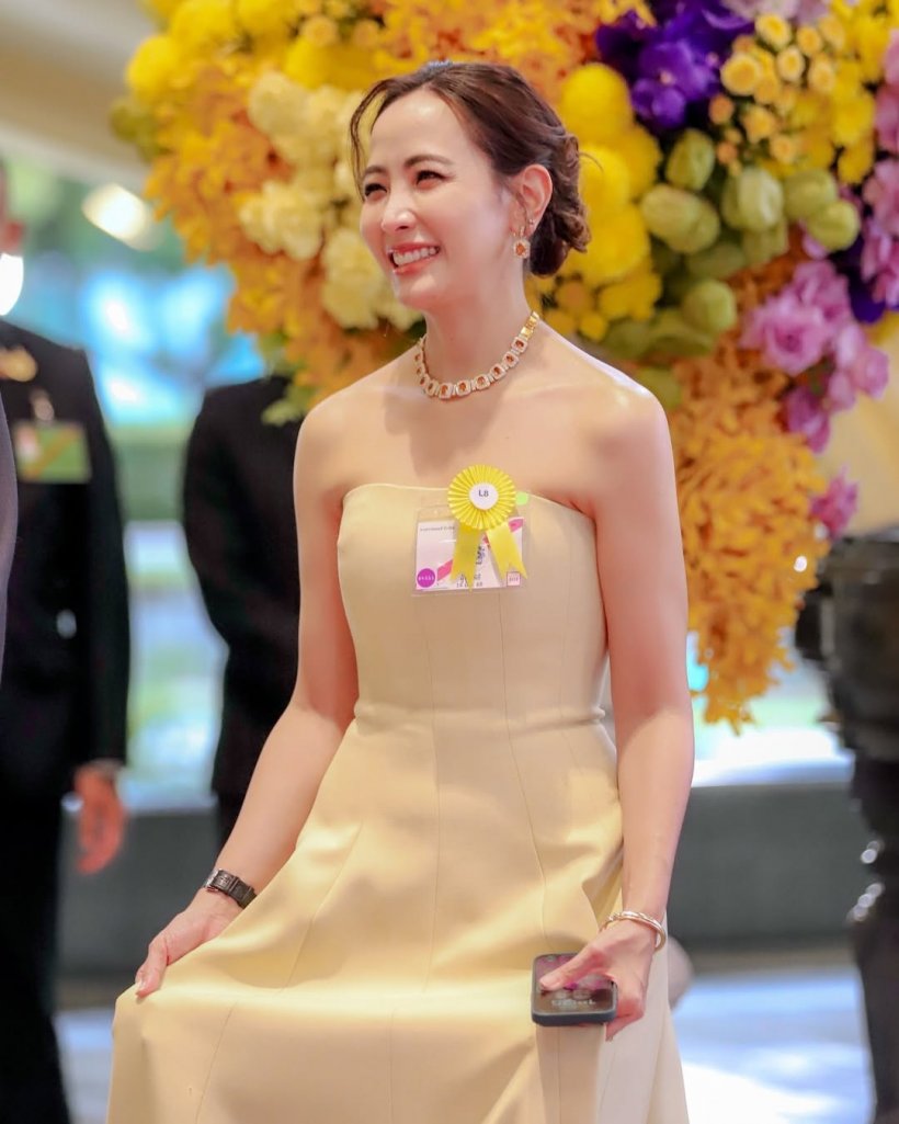 เปิดโปรไฟล์ จ๋า ธนนนท์ ภรรยาเด็ก อนุทิน สวยเก่งไม่ธรรมดา