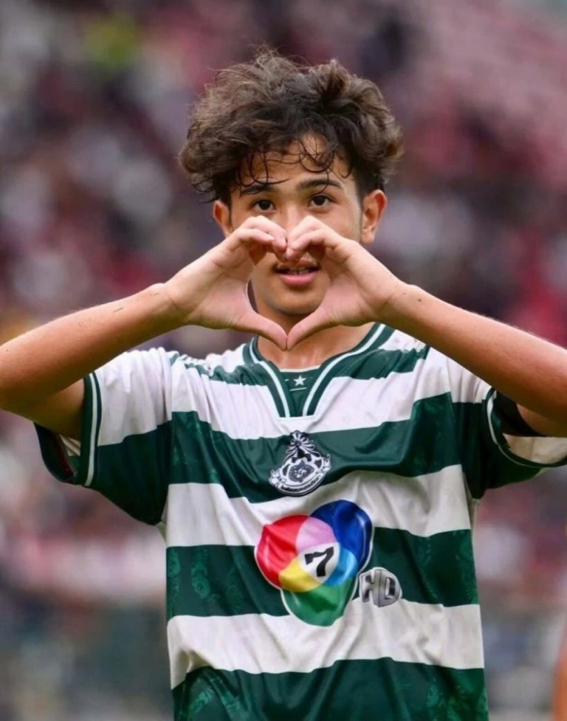 อกหักแทบทั้งประเทศ เปิดโฉมแฟนสาวคนสวยของ เต วรากร