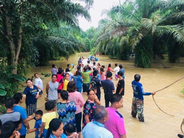 หวิดดับ!! นักดำน้ำต่างชาติเคยช่วย‘ทีมหมูป่า’ โดนน้ำพัดกระบะจมคลอง