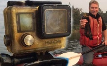 หนุ่มดีใจสุดๆ!! เจอกล้อง “GoPro” ใต้แม่น้ำ สภาพยังใช้งานได้ แต่พอเปิดดูรูปเท่านั้นแหละ?