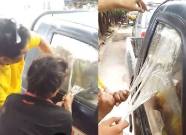 คนไทยลองแล้ว ช่วยเด็กติดรถโดยไม่ทุบกระจก ใช้เทปกาวแปะแล้วดึง ทำไม่ได้จริง