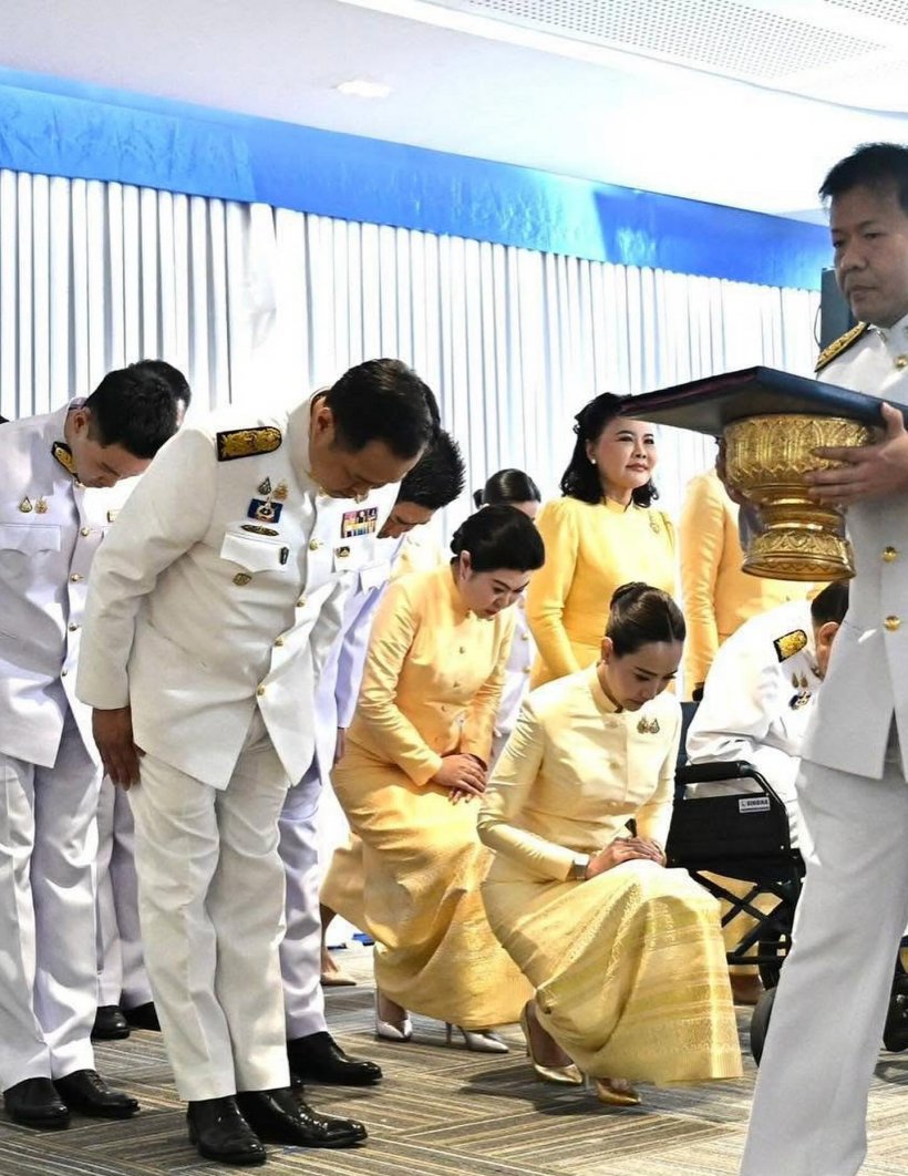 โมเมนต์สุดอบอุ่น! เป๊ก เศรณี โพสต์ภาพภูมิใจในตัวอนุทิน