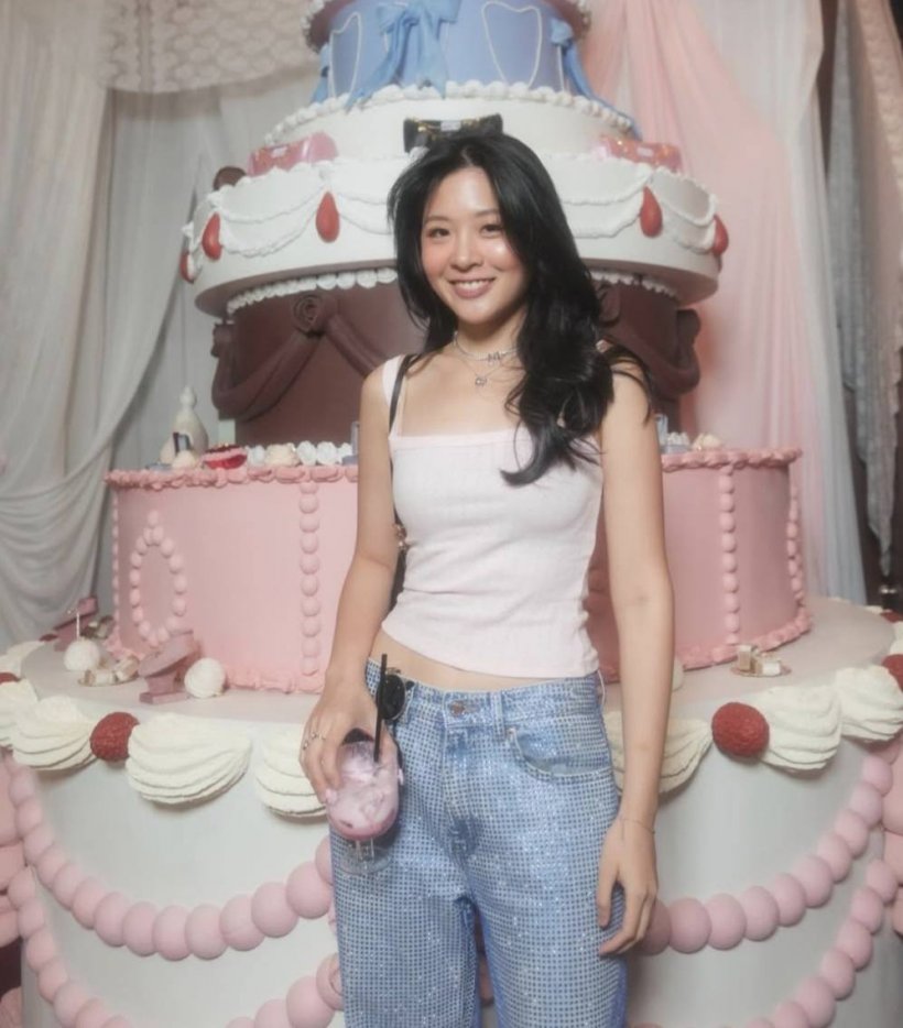 ปรากฏการณ์ จินนี่ ยศสุดา สีสันการเมืองทำหนุ่มๆใจละลาย!