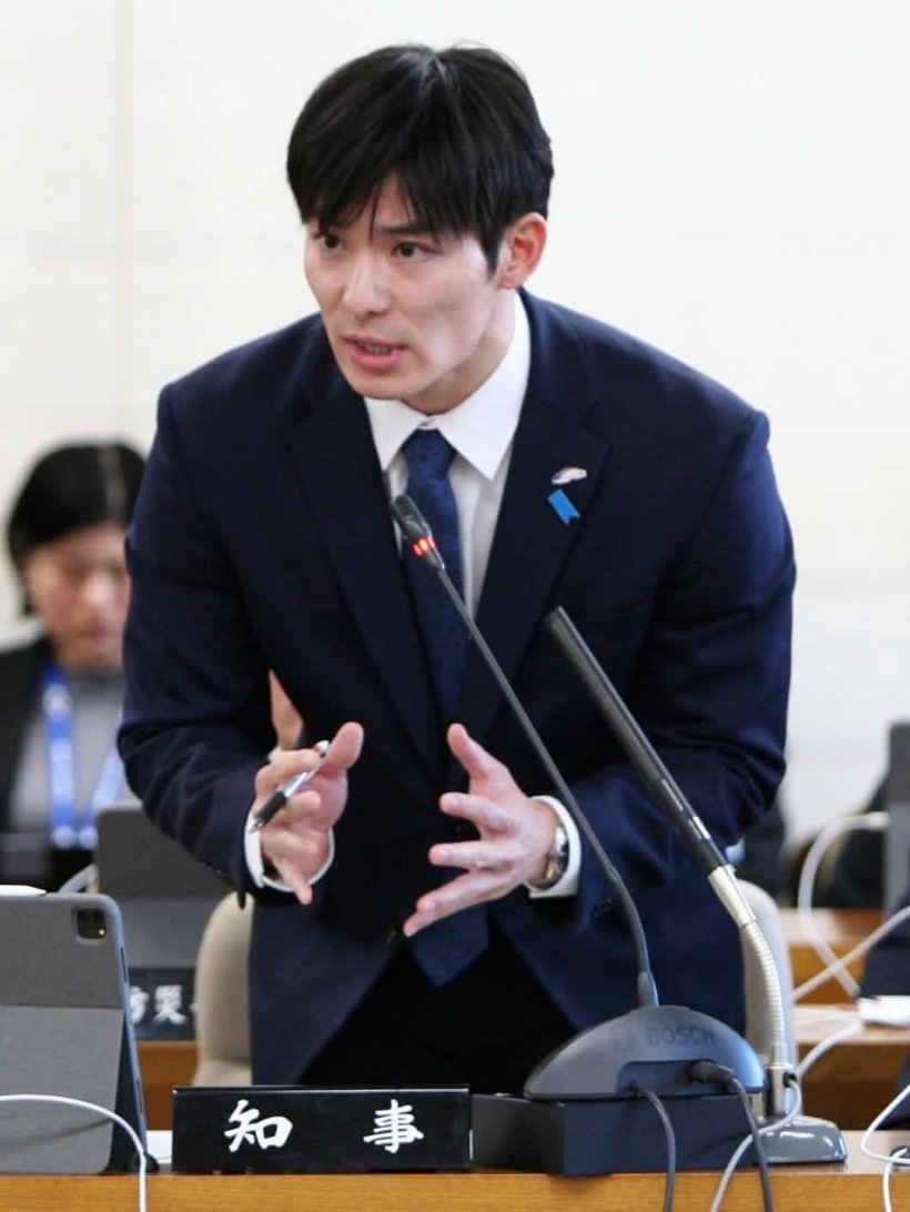 ไม่ได้มีดีเเค่หล่อ เปิดโปรไฟล์ผู้ว่าคนใหม่ญี่ปุ่น งานดีจนไวรัล