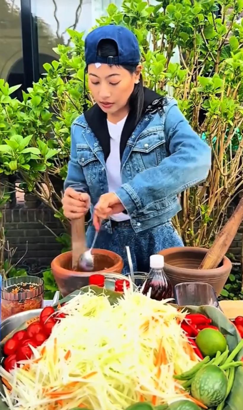 ไวรัลน่ารัก! ท่านหญิงสิริวัณณวรี ทรงโชว์ฝีมือทำส้มตำ