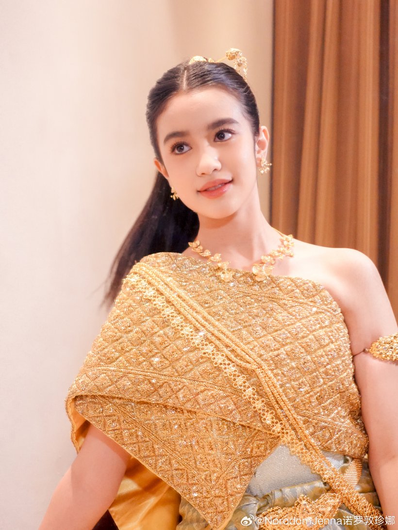 ชาวเน็ตจีนถล่ม! เจ้าหญิงกัมพูชา โพสต์ WEIBO ขอสันติภาพ